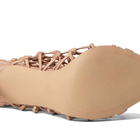 Steve Madden Women's Tan Stilettos 5.5 NWB - Picture 7 of 8